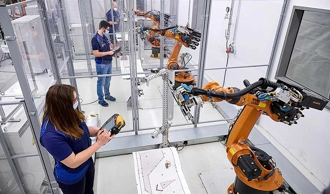 Human-machine interaction and spatial computing