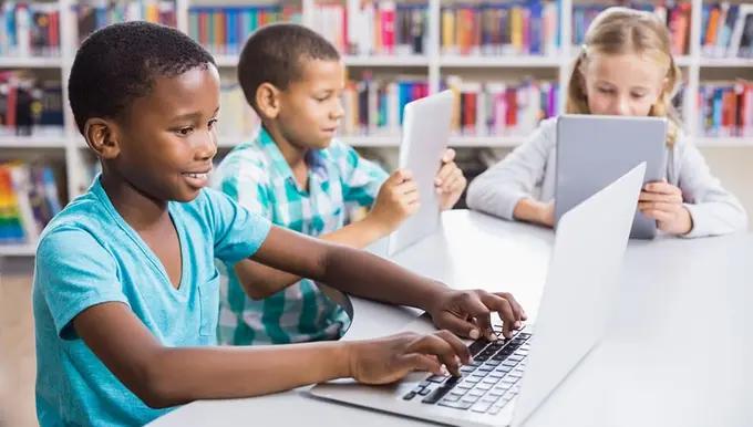 Digital learning with computers